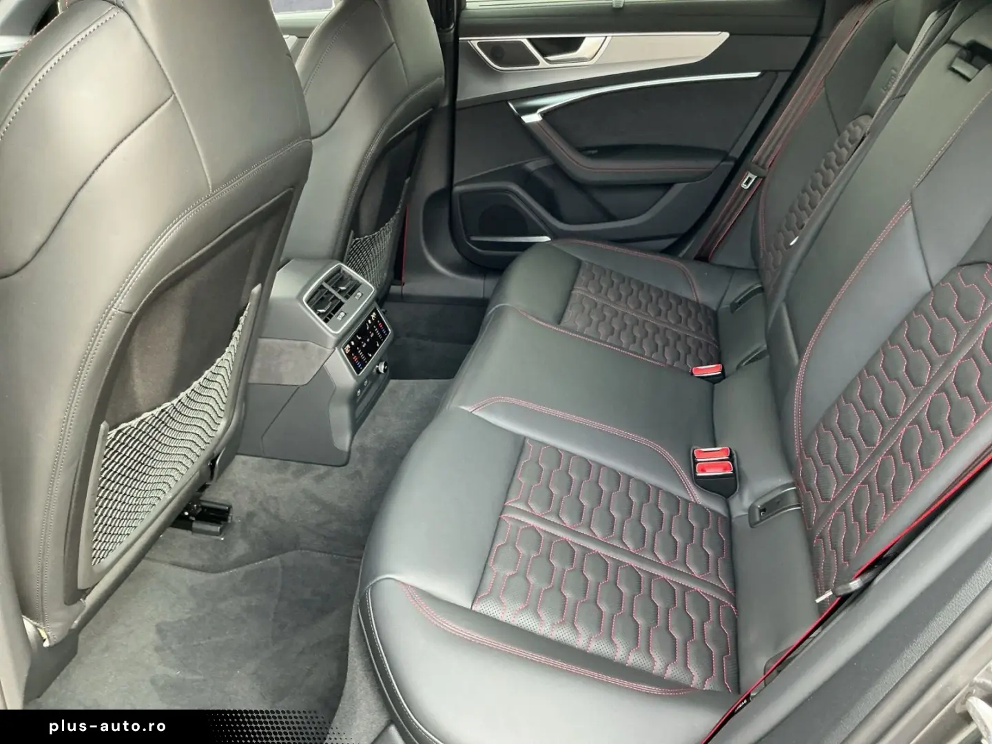 AUDI RS6 2025 — imagine 16