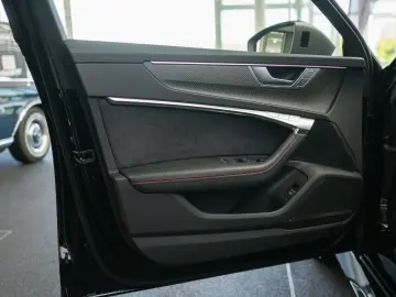 AUDI RS6 Performance Dynamik  OptikCarbon 22  305km h
