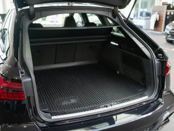 AUDI RS6 Performance Dynamik  OptikCarbon 22  305km h