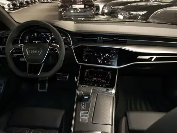 AUDI RS6 Avant 4.0 TFSI quattro Dynamik Laser B&O 22