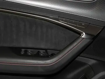 AUDI RS6 Avant 4.0 TFSI quattro Dynamik Laser B&O 22
