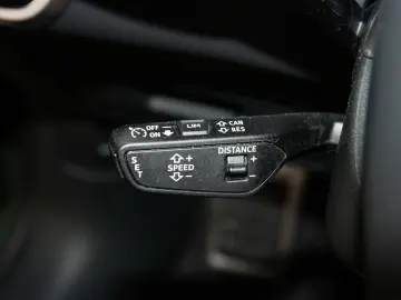 AUDI RS6 Avant 4.0 TFSI quattro Dynamik Laser B&O 22