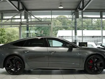 AUDI RS7 q. 2.H  22  Dynamik  Pano  S-AGA  Carbon