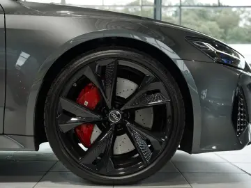 AUDI RS7 q. 2.H  22  Dynamik  Pano  S-AGA  Carbon