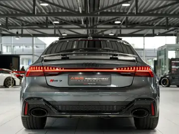AUDI RS7 q. 2.H  22  Dynamik  Pano  S-AGA  Carbon