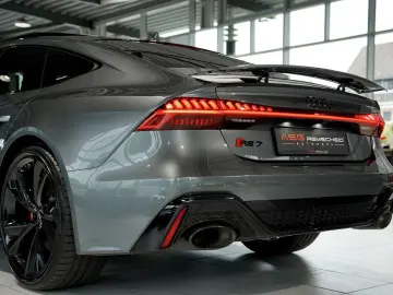 AUDI RS7 q. 2.H  22  Dynamik  Pano  S-AGA  Carbon
