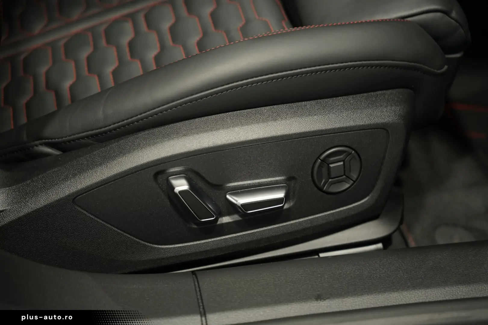 AUDI RS7 q. 2.H  22  Dynamik  Pano  S-AGA  Carbon