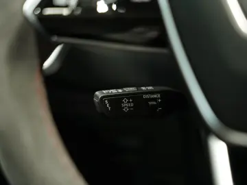 AUDI RS7 q. 2.H  22  Dynamik  Pano  S-AGA  Carbon