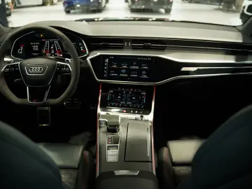 AUDI RS7 q. 2.H  22  Dynamik  Pano  S-AGA  Carbon
