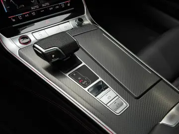 AUDI RS7 4.0 TFSI quattro performance Pano B&O Matrix