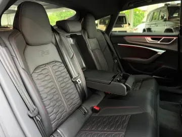 AUDI RS7 4.0 TFSI quattro performance Pano B&O Matrix