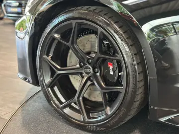 AUDI RS7 performance 4.0 TFSI tiptr. quattro 1.HA B&O