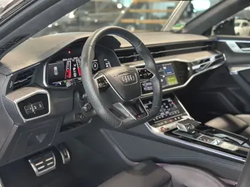 AUDI RS7 performance 4.0 TFSI tiptr. quattro 1.HA B&O