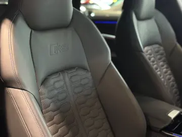 AUDI RS7 performance 4.0 TFSI tiptr. quattro 1.HA B&O