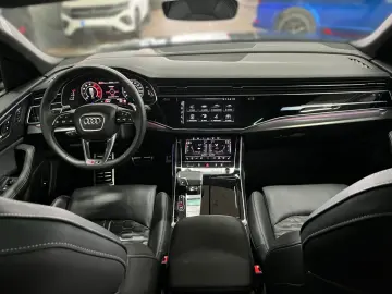 AUDI RSQ8 4.0 TFSI quattro DynamikPlusPaket Assistenz