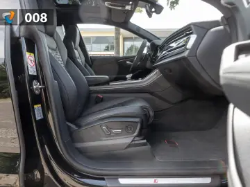AUDI RS Q8 RS-Abgas qu. Laser B&O Pano AHK Massge HUD