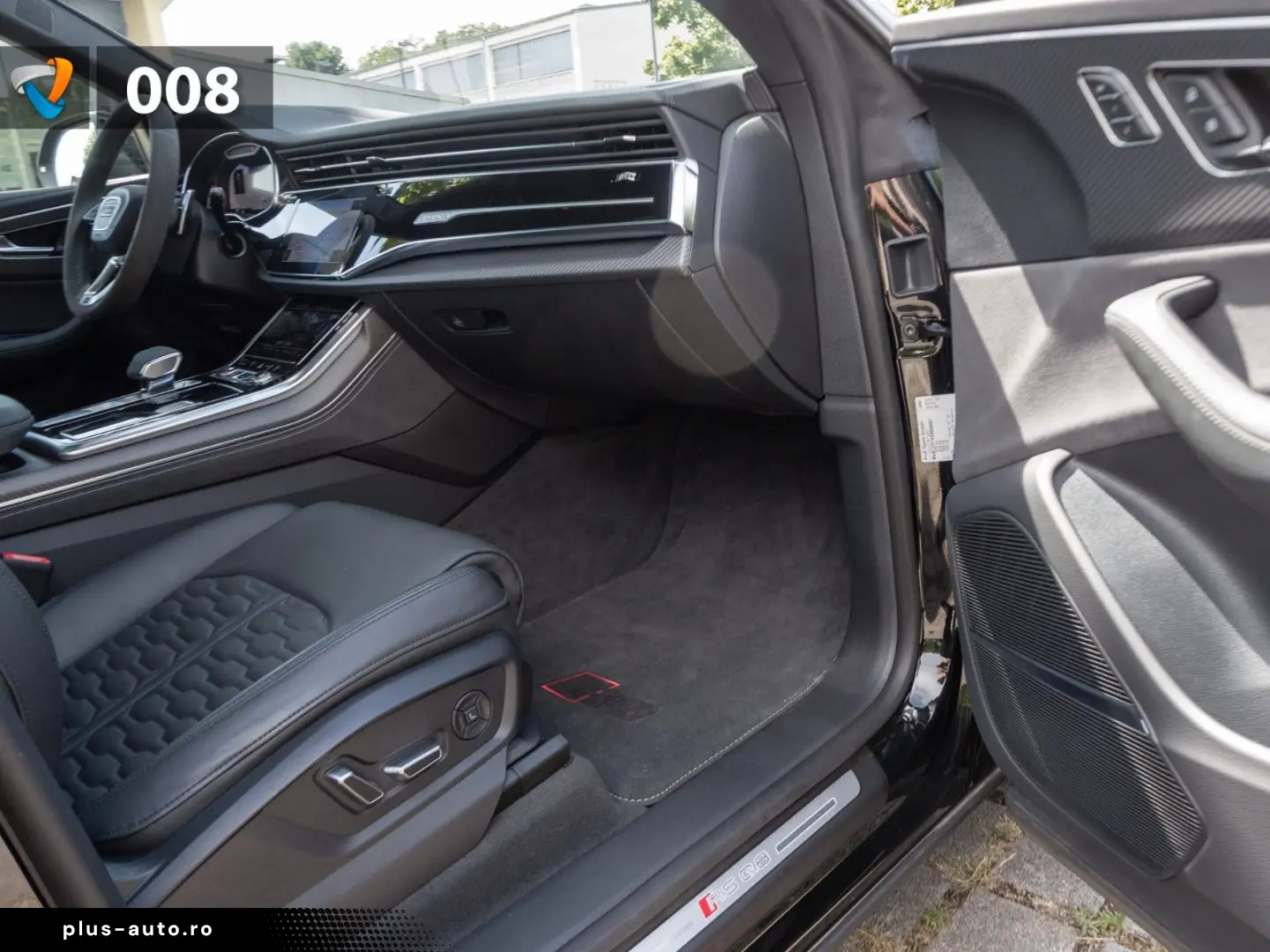 AUDI RS Q8 RS-Abgas qu. Laser B&O Pano AHK Massge HUD
