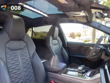 AUDI RS Q8 RS-Abgas qu. Laser B&O Pano AHK Massge HUD