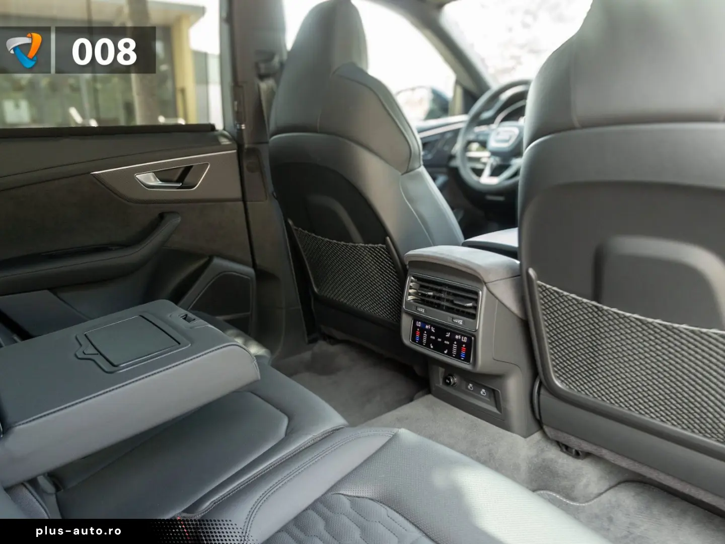 AUDI RS Q8 RS-Abgas qu. Laser B&O Pano AHK Massge HUD