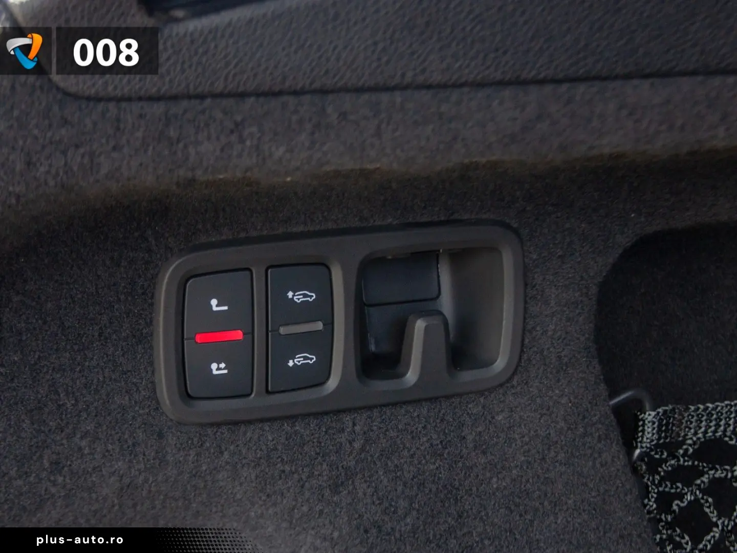 AUDI RS Q8 RS-Abgas qu. Laser B&O Pano AHK Massge HUD