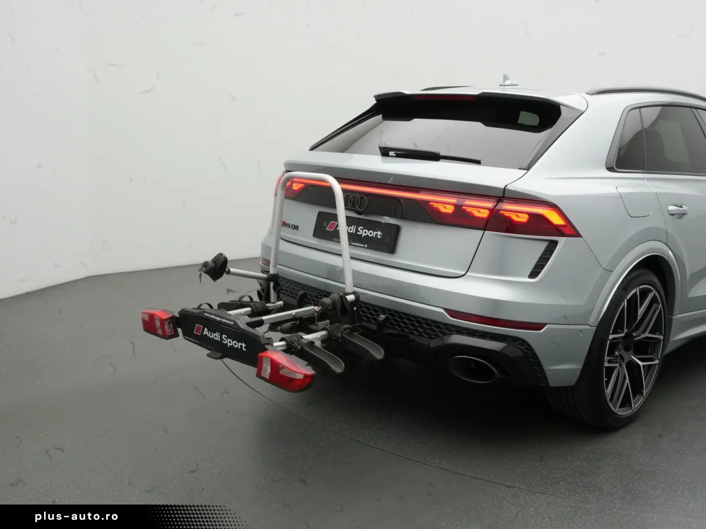 AUDI RS Q8 ACC PANO 305KM H B&O MASSAGE LEDER KERAMIK
