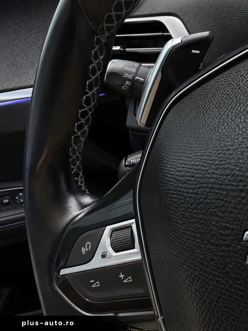 Peugeot 5008 •7Locuri• E6