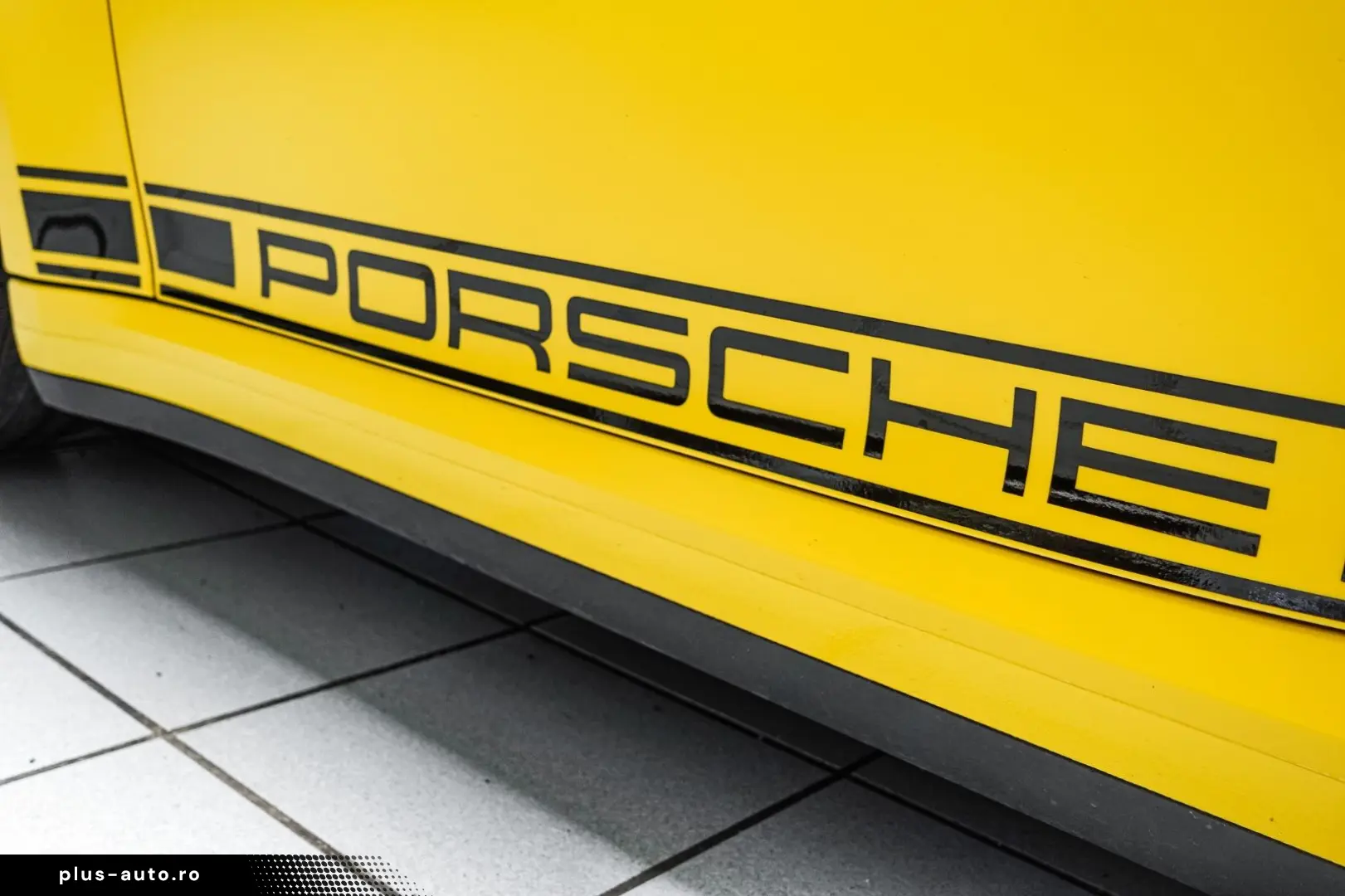 PORSCHE 911 2024 — imagine 12
