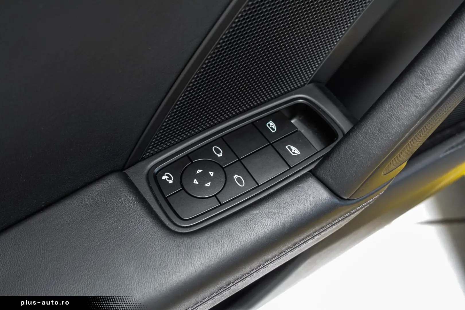PORSCHE 911 2024 — imagine 26