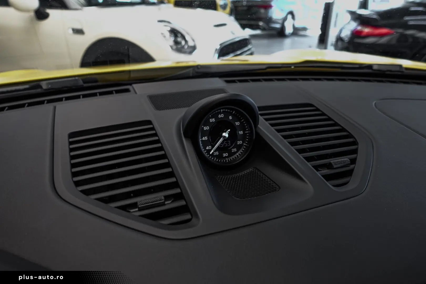 PORSCHE 911 2024 — imagine 43