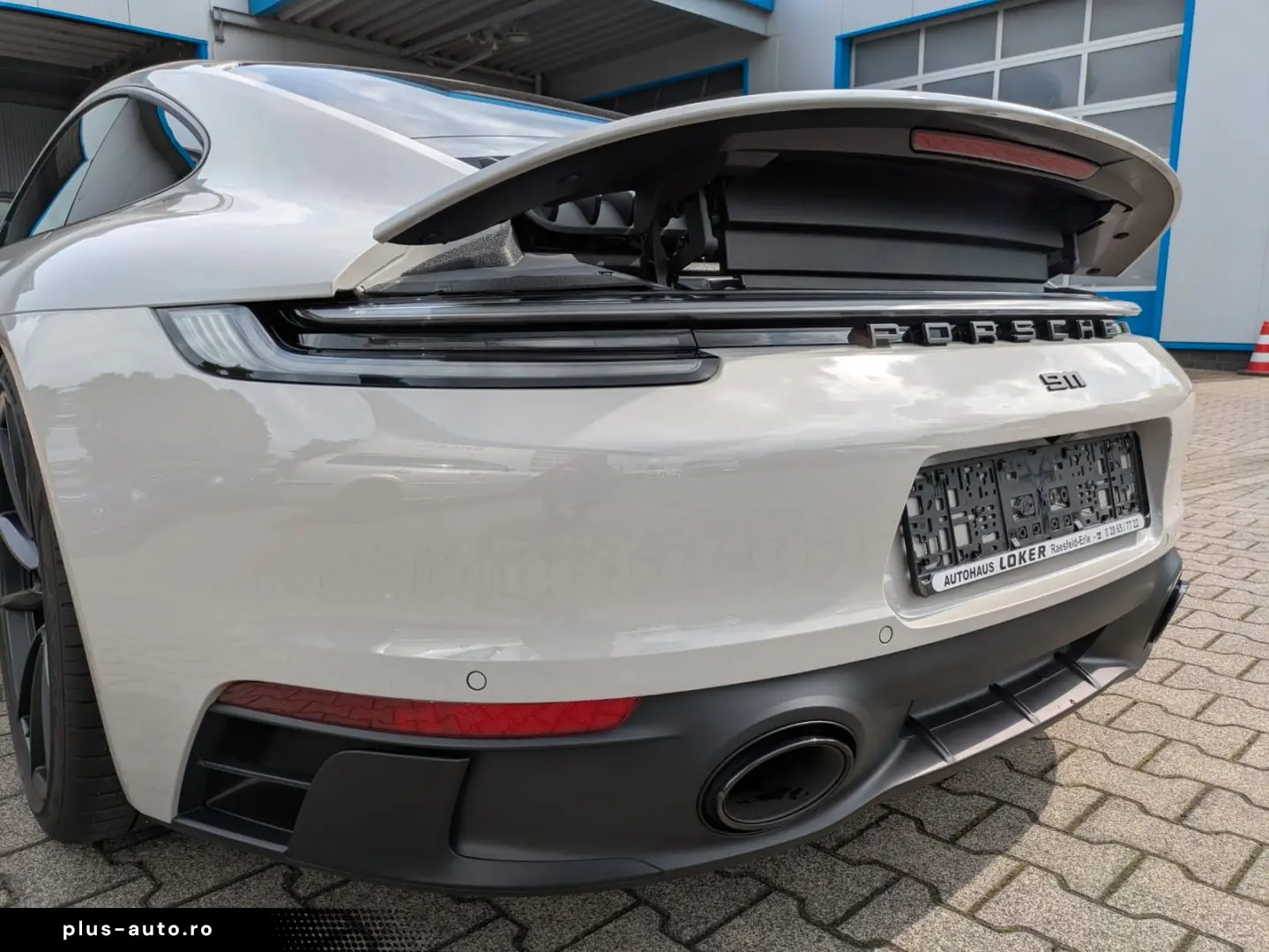 PORSCHE 911 2022 — imagine 8