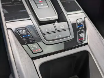 PORSCHE 911 Carrera 4 GTS Approved Matrix Bose 1. Hand