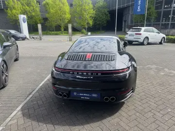 PORSCHE 992 Targa 4S LIFT Matrix Burmester3D Top Zustand