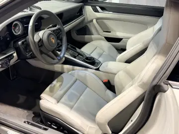 PORSCHE 911 992 4S AERO PCCB Lift UPE 203.514 - uvm.