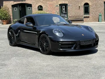 PORSCHE 992  911  Carrera 4S SPORTPAKET-ABGAS MATRIX LIF