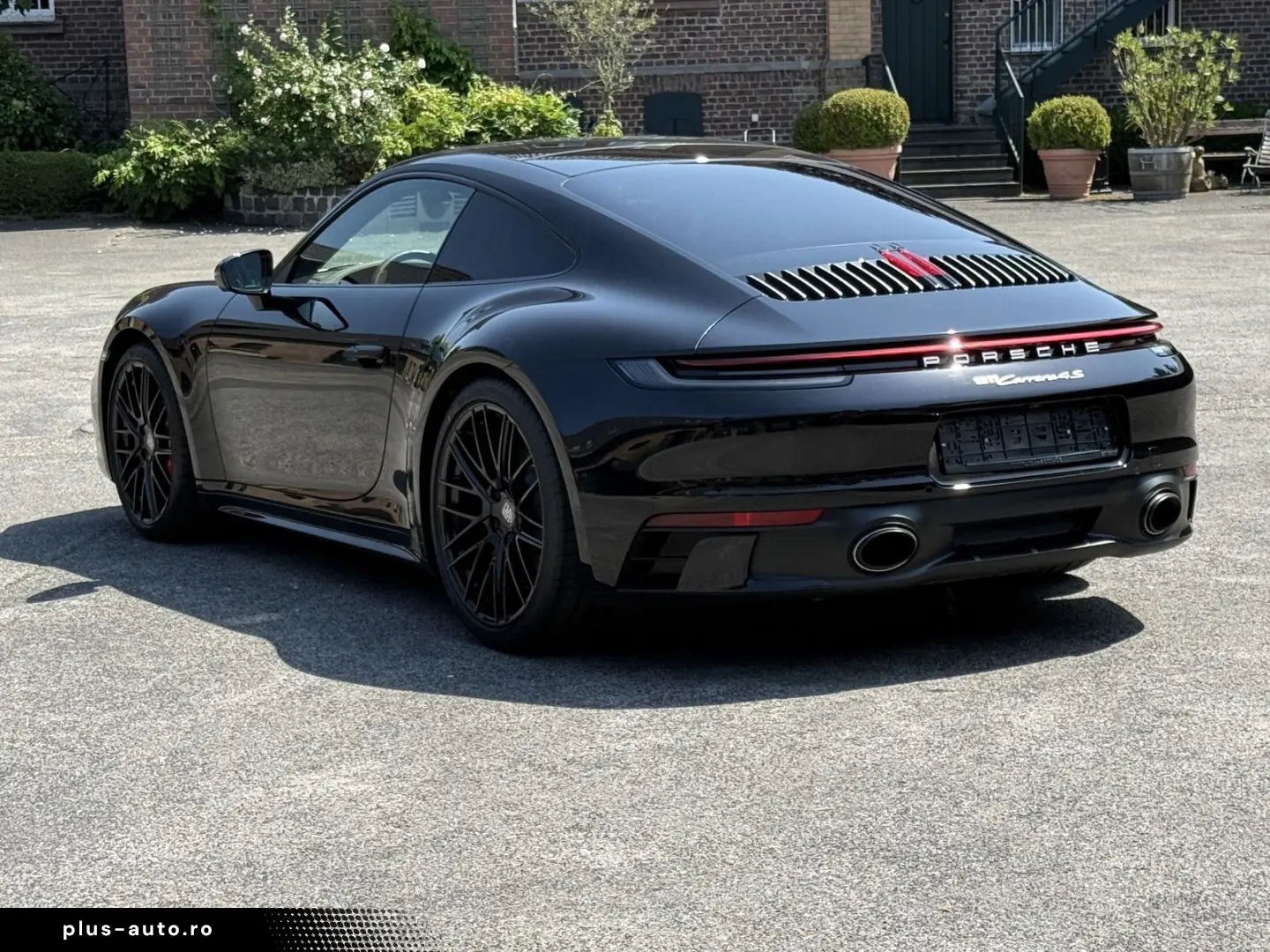 PORSCHE 911 2022 — imagine 13