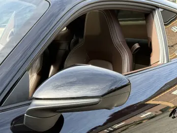 PORSCHE 992  911  Carrera 4S SPORTPAKET-ABGAS MATRIX LIF
