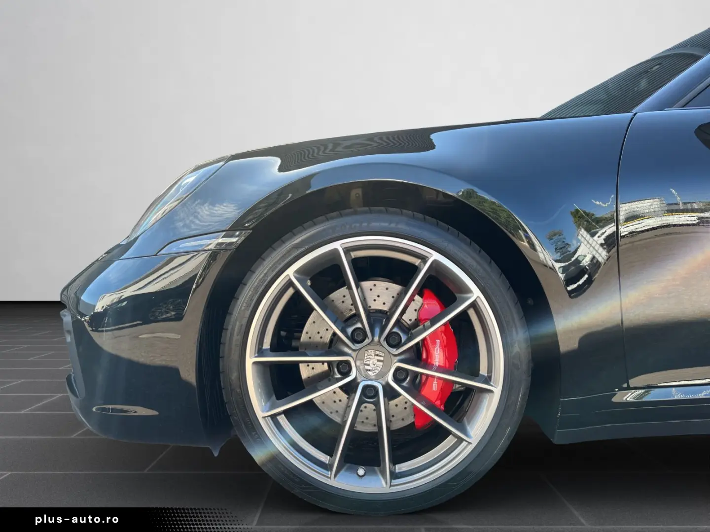 PORSCHE 911 2023 — imagine 8