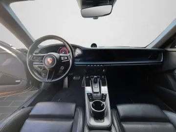 PORSCHE 992 (911) Targa 4S Sitzbel.Abstandsreg.Chrono