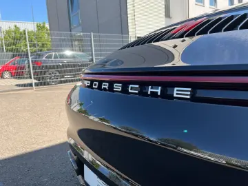 PORSCHE 992 (911) Targa 4S Sitzbel.Abstandsreg.Chrono