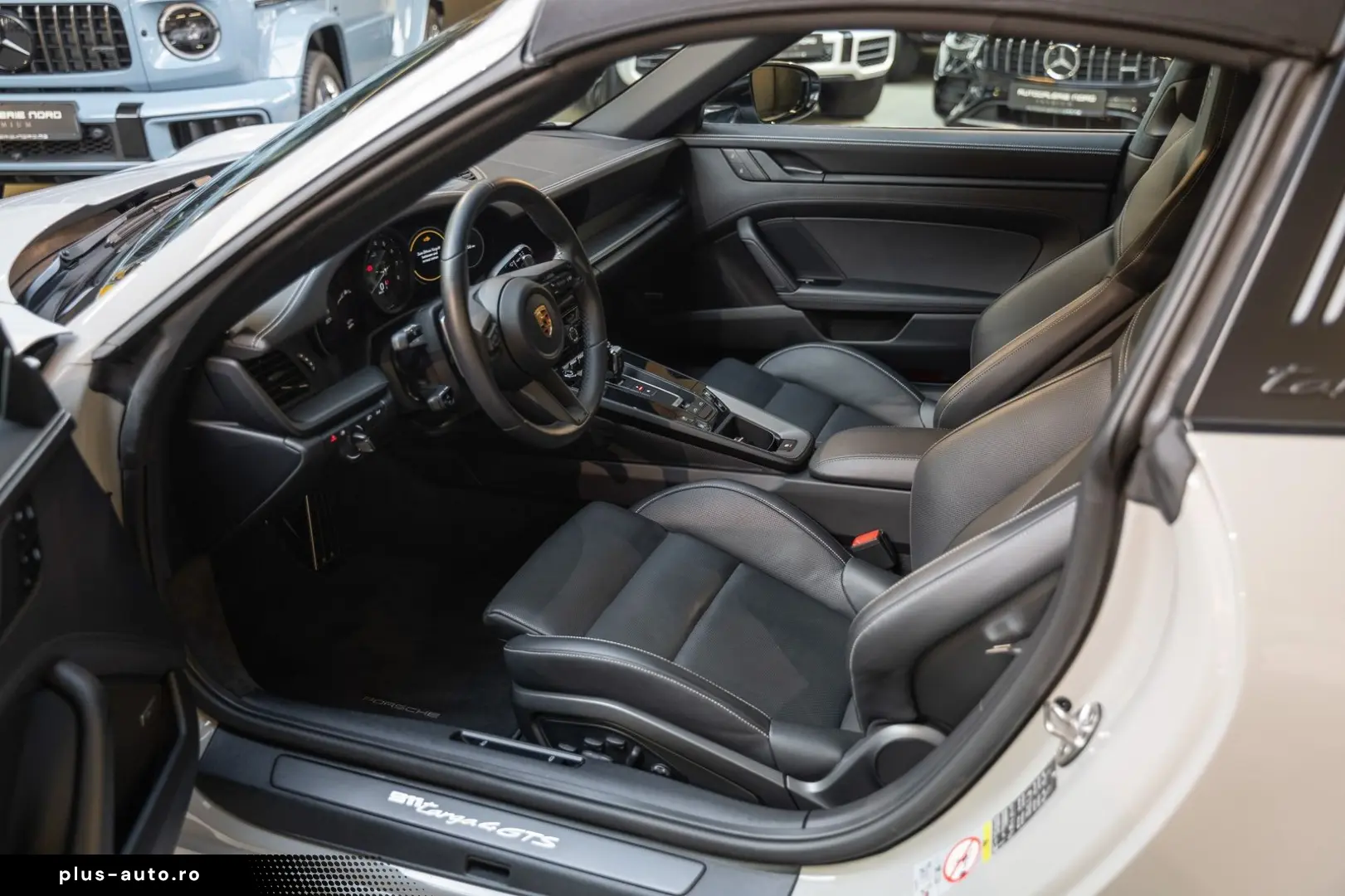 PORSCHE 911 2023 — imagine 12