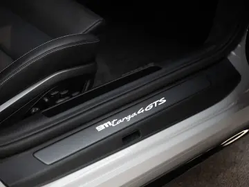 PORSCHE 911 Targa 4 GTS Sitzlüftung   BOSE   Matrix LED