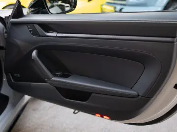 PORSCHE 911 Targa 4 GTS Sitzlüftung   BOSE   Matrix LED