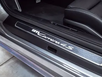 PORSCHE 911 Carrera 4S Cabrio APPROVED BURMESTER VOLL