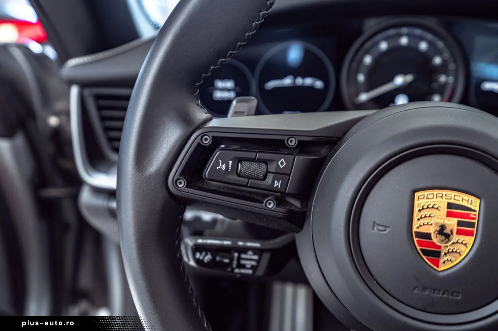 PORSCHE 911 2022 — imagine 34