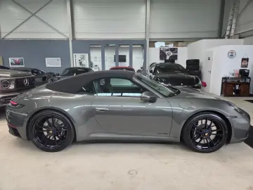 PORSCHE 992 GTS Cabriolet Bose Lift Allradlenkung  1250€