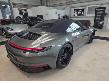PORSCHE 992 GTS Cabriolet Bose Lift Allradlenkung  1250€