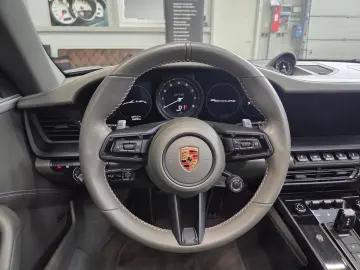 PORSCHE 992 GTS Cabriolet Bose Lift Allradlenkung  1250€