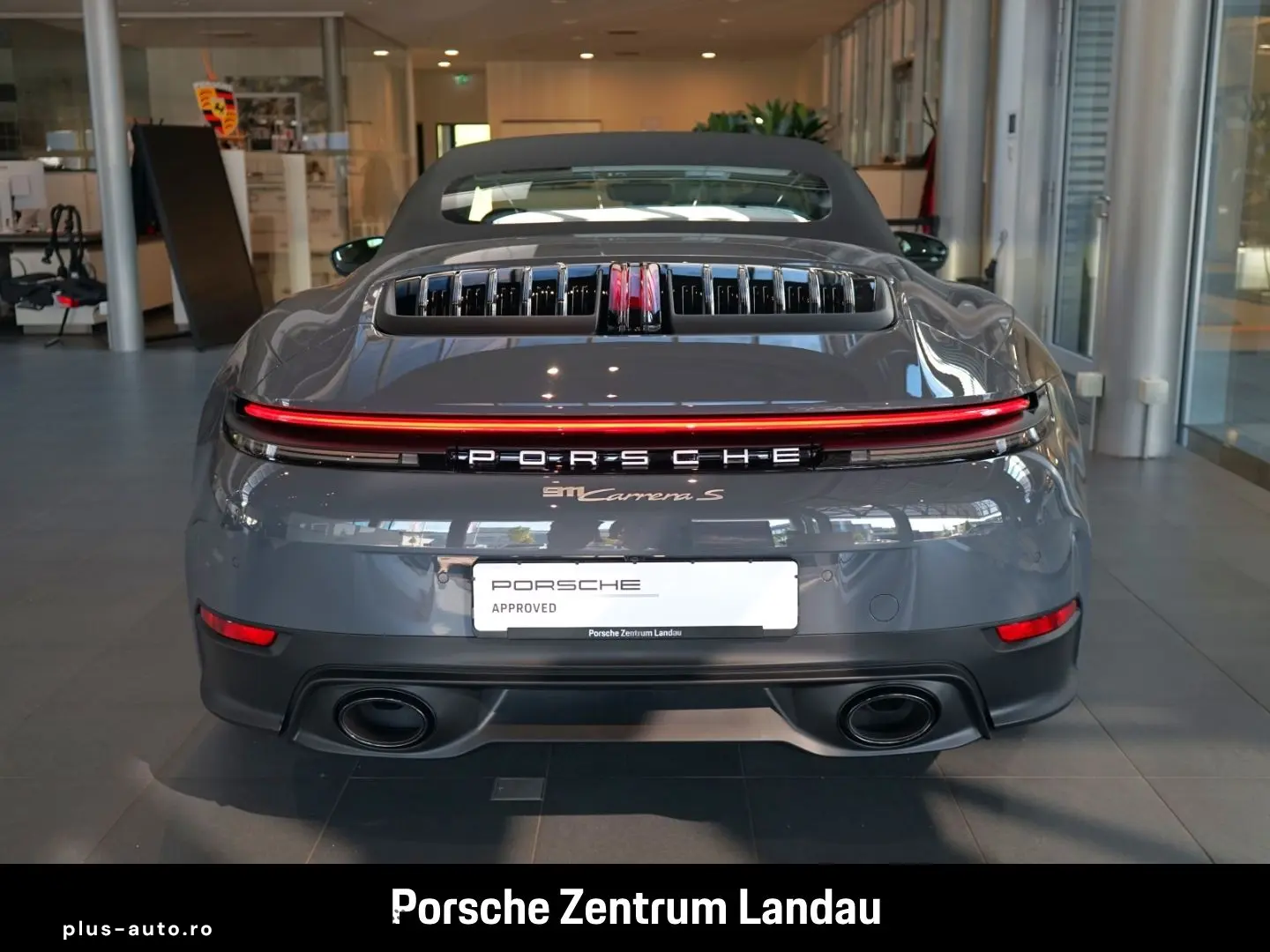 PORSCHE 911 2025 — imagine 3