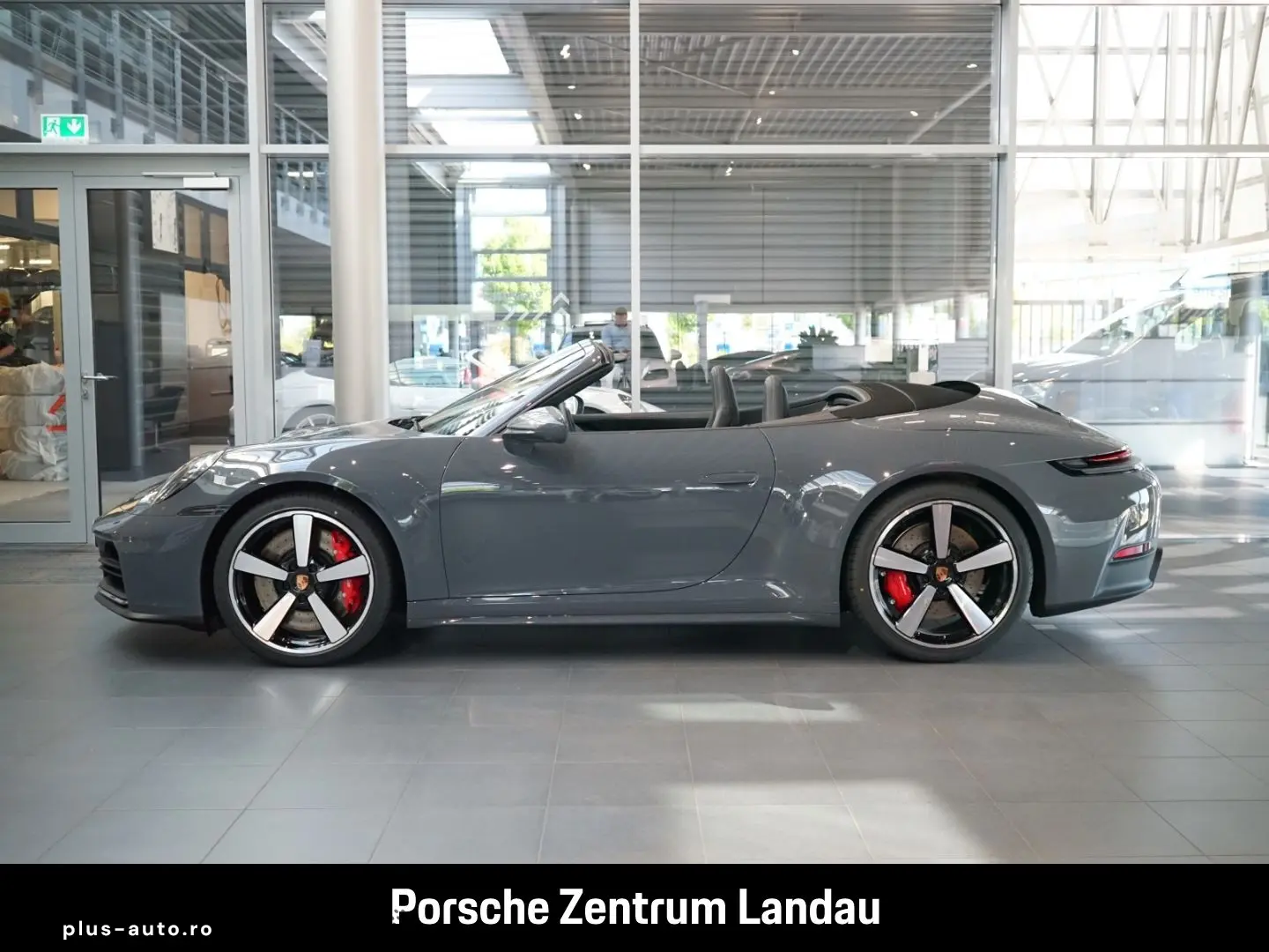 PORSCHE 911 2025 — imagine 12