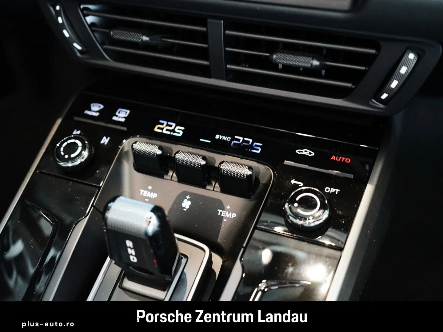 PORSCHE 911 2025 — imagine 26